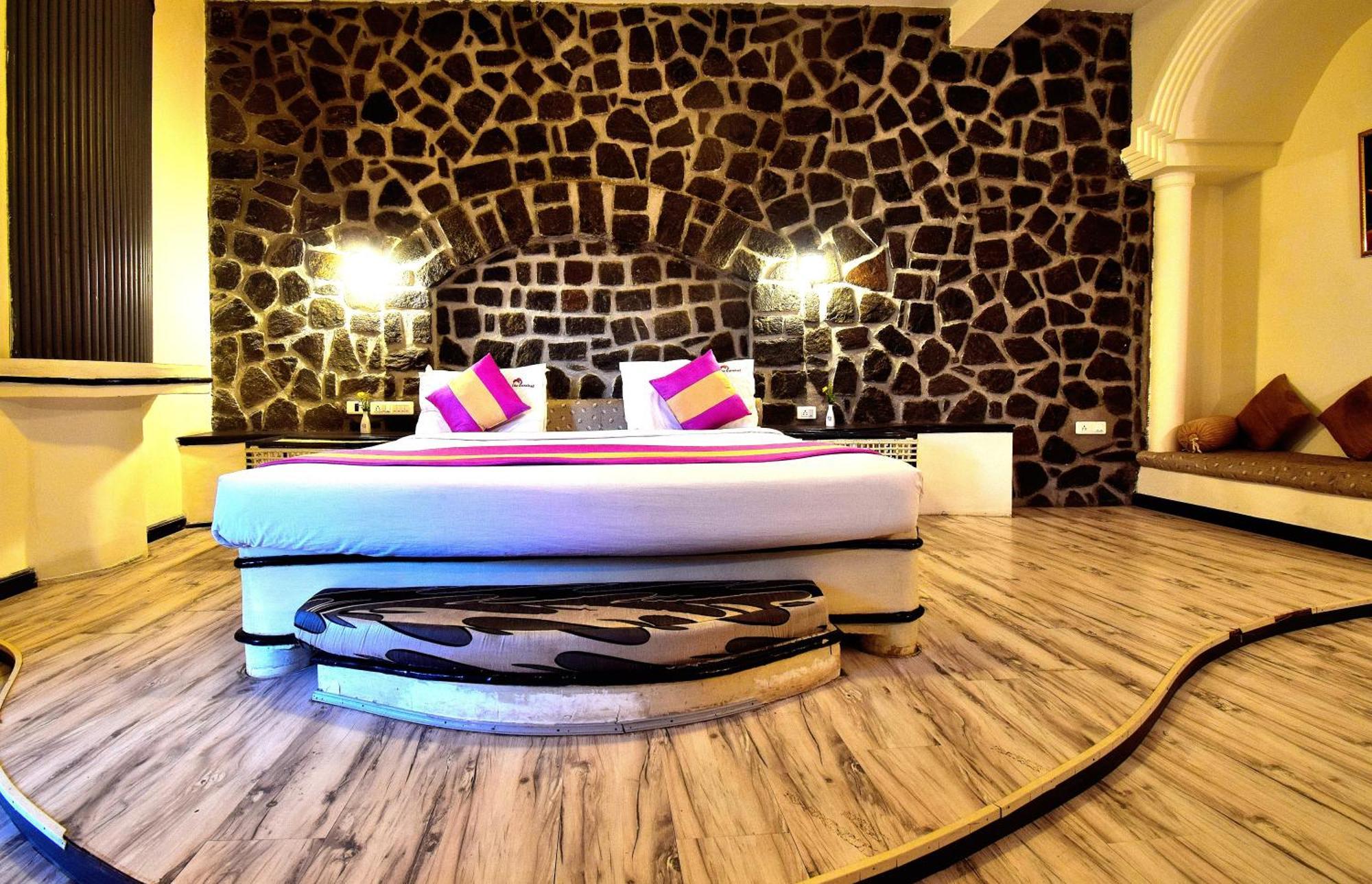 New Carnival Hotel Кодайканал Екстер'єр фото
